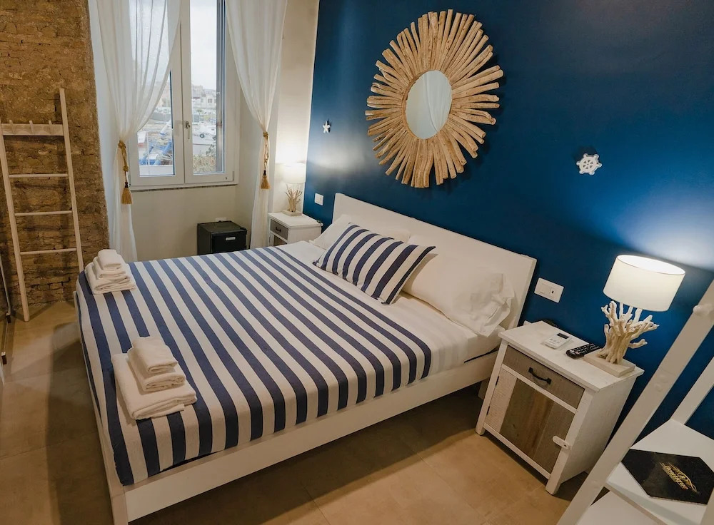 Le Boutique Luxury Rooms diffused in historical center