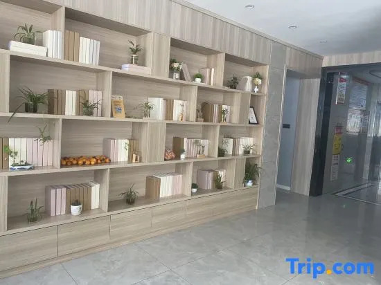 Tangerine Boutique Hotel