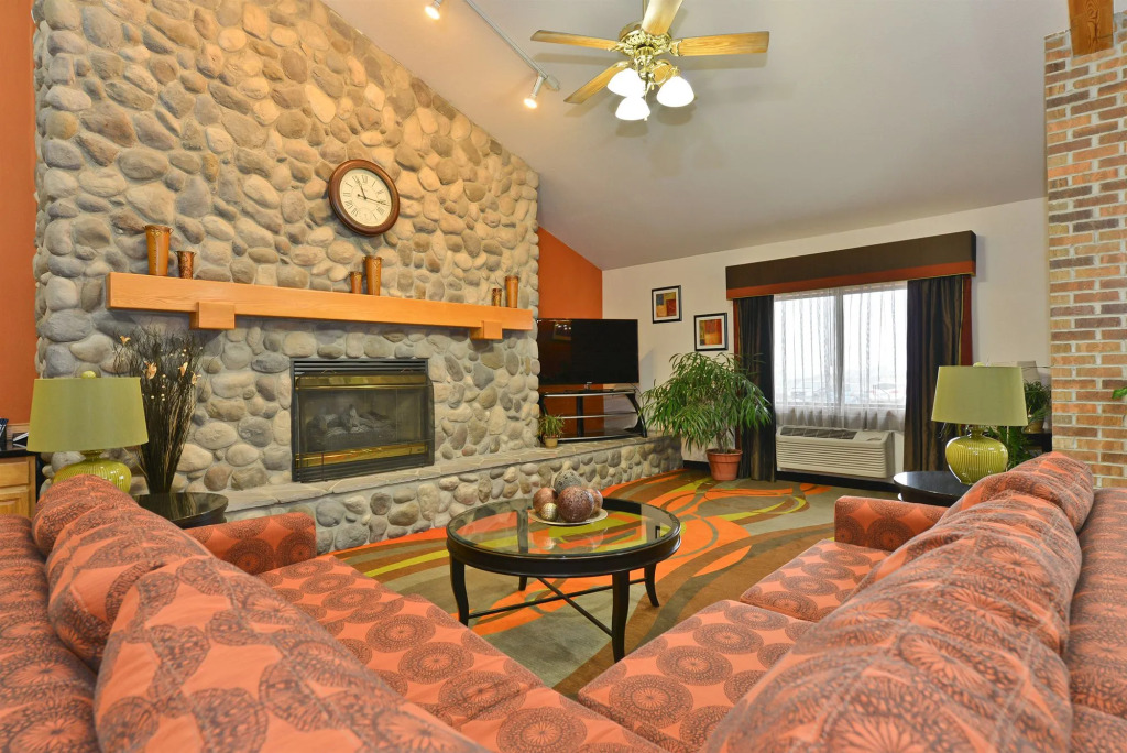 Ramada Platte City Kci Airport