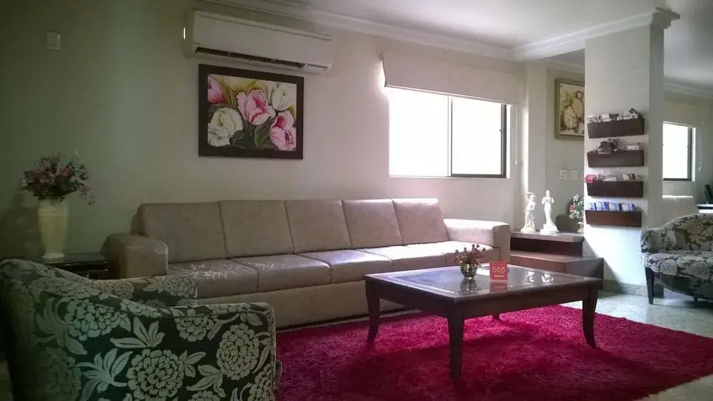 BBB Rooms Praça do Ratinho Goiânia GO