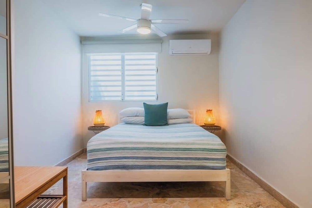 Pelegrina Beach Haus 6BR Chef Powered G SJ