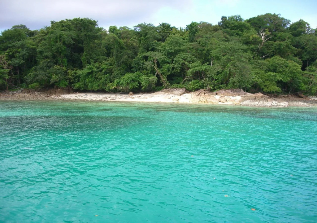 Koh Wai Beach Resort