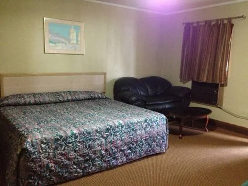College Inn Motel