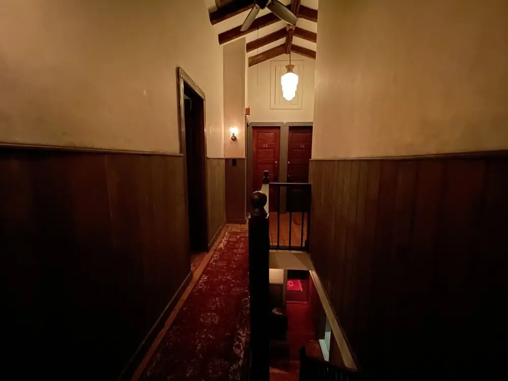 Crews Quarters Boarding House - Caters to Men