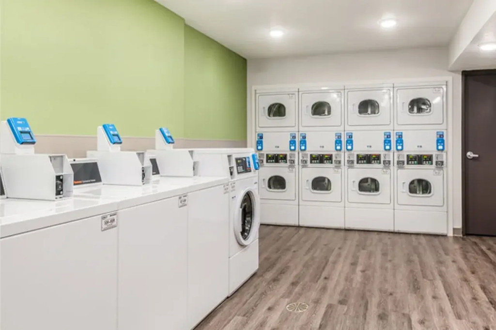 WoodSpring Suites Charlotte - University Research Park