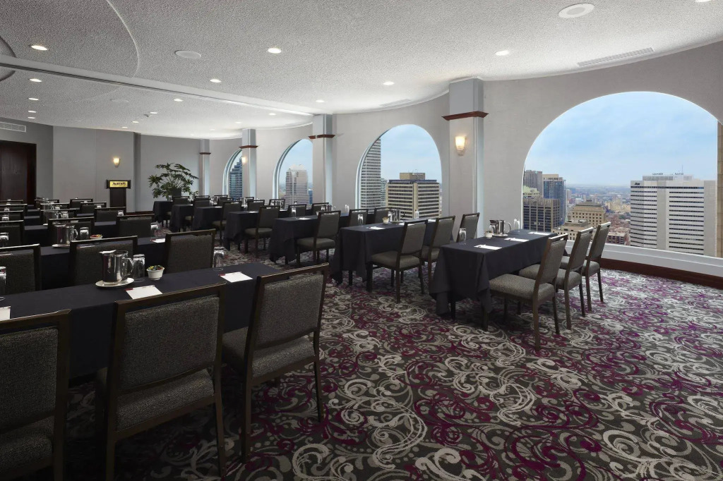 Montreal Marriott Chateau Champlain