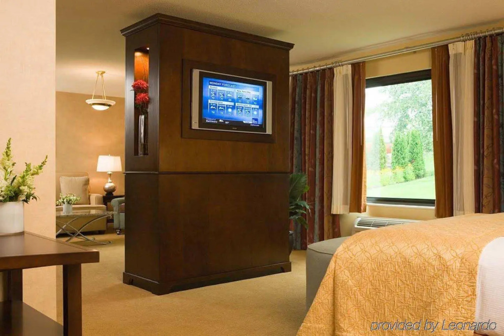 DoubleTree by Hilton Boston/Bedford Glen