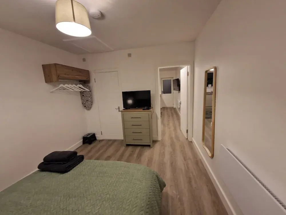 Cozy Apartment at Highbanks The Annex