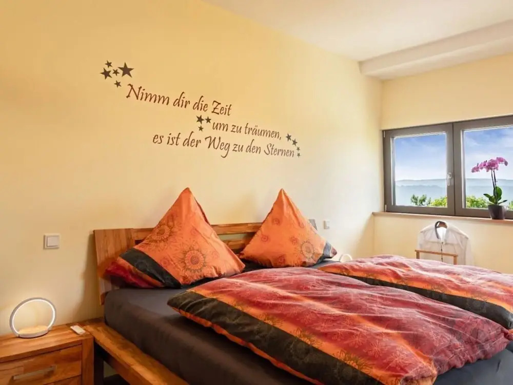Mosel Sky Lounge With Loggia & Panoramic View