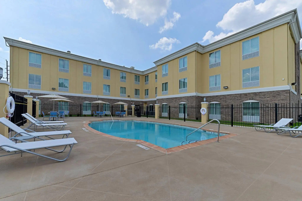 Holiday Inn Express Tomball by IHG