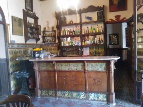 Hostal Corona
