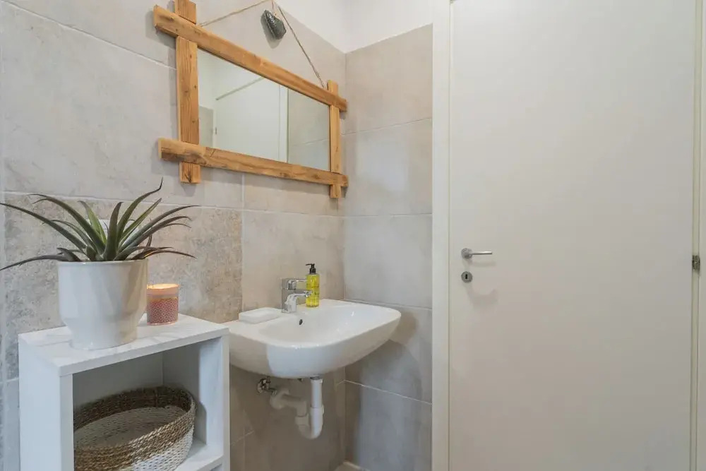 Zezio 44 by Rent all Como