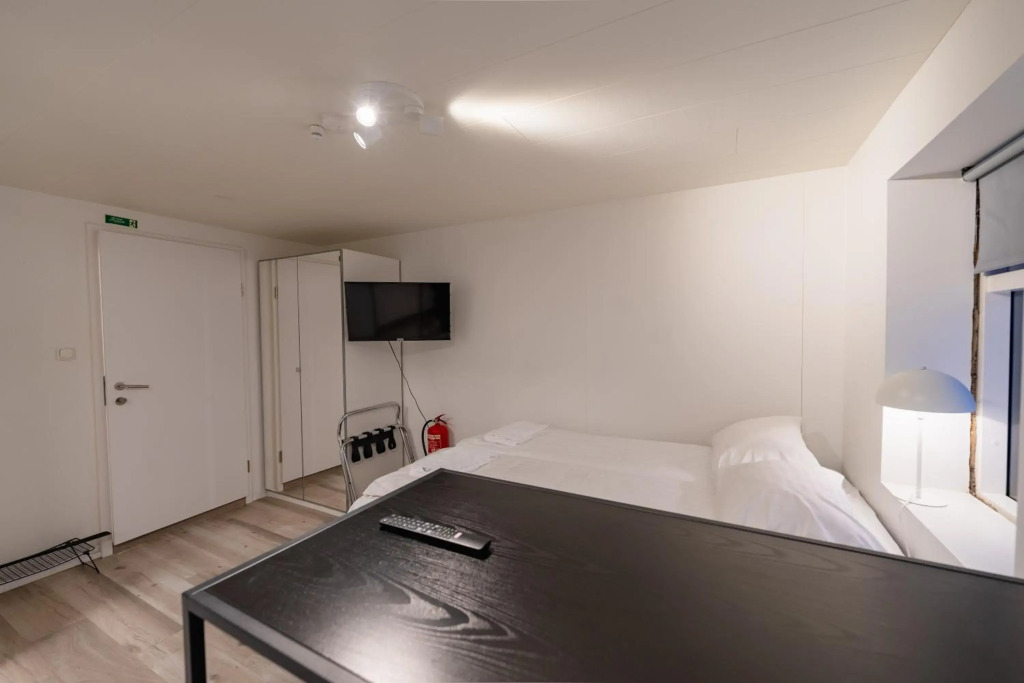 Central and cosy studio apartment with free parking