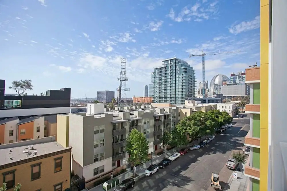 424 15th St Executive 2br