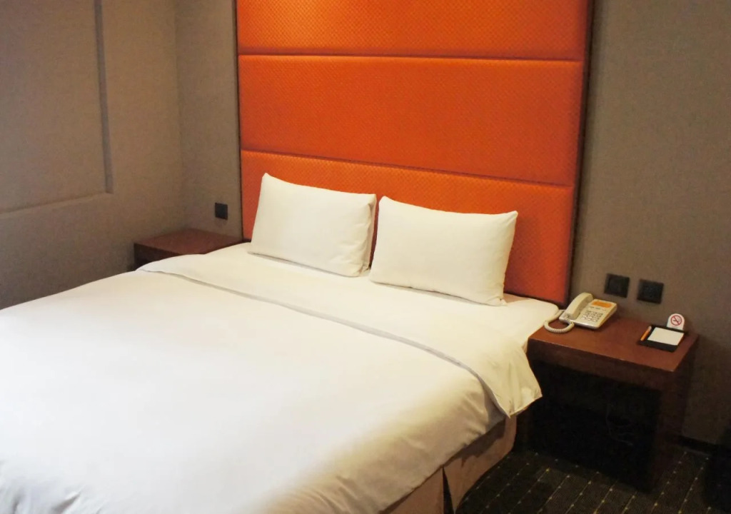 Orange Hotel - Guanqian, Taipei