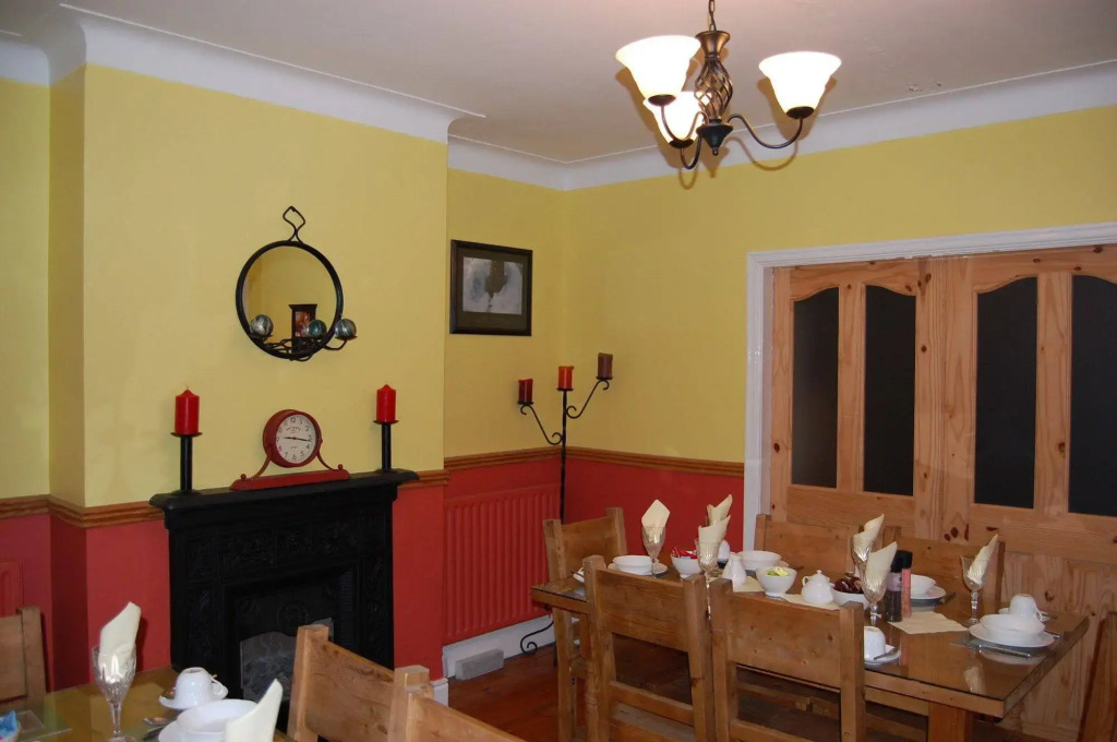 FlyOver Bed and Breakfast