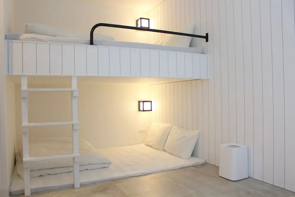 Sekai Hotel Yanagi - Hostel