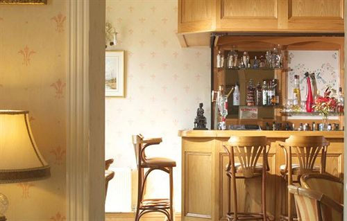 Seaview House Hotel