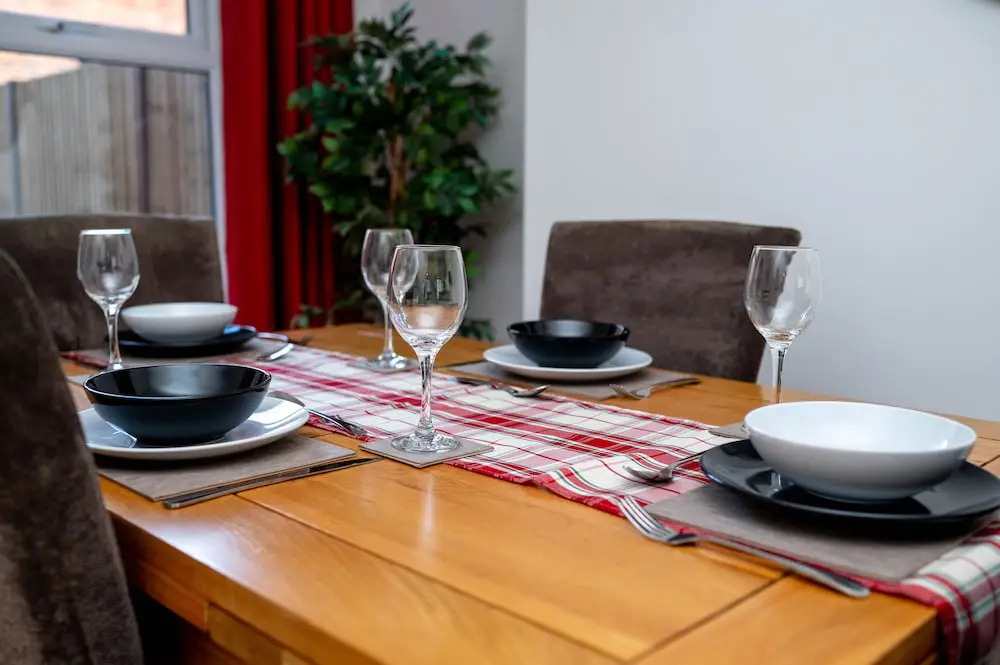 Heart of the City, Beautiful 3 bed 2 Bath, Sleep 6