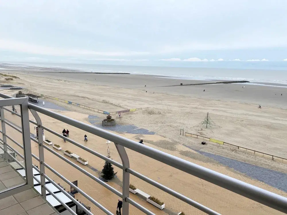Apartment in Nieuwpoort near the Beach