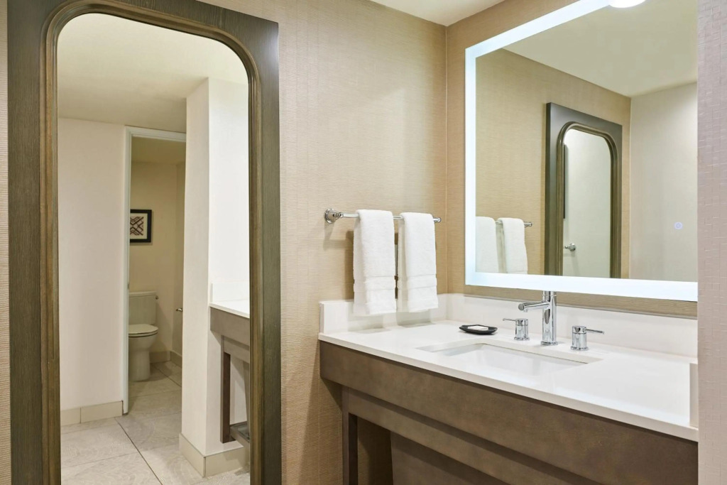 Sheraton Tucson Hotel & Suites