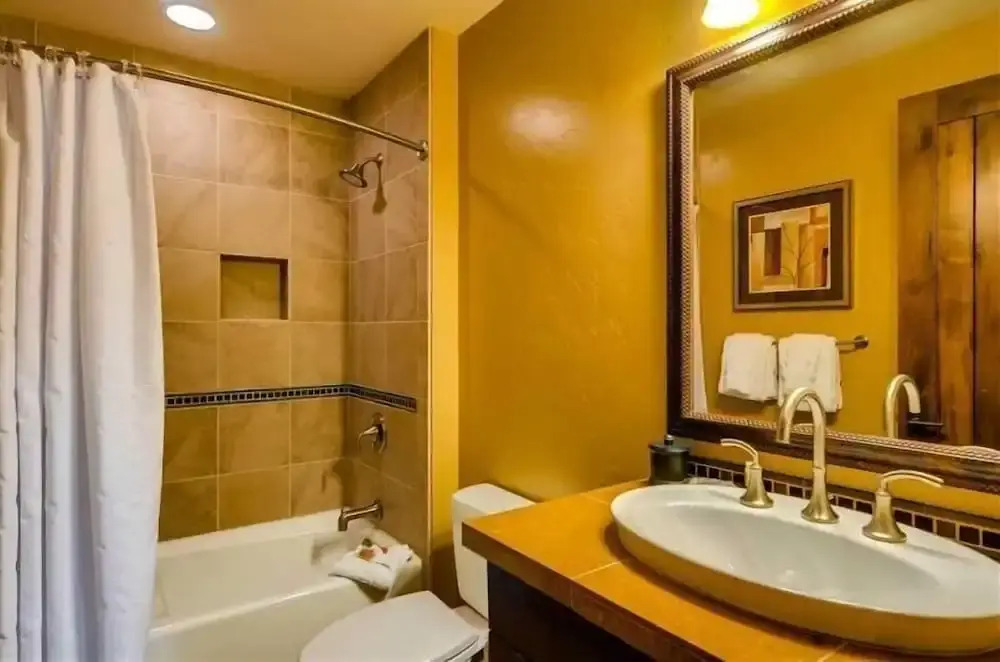 2 Bedroom - Water House