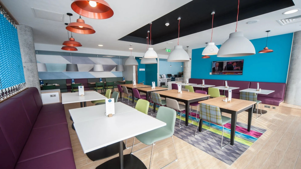 Holiday Inn Express Aberdeen Airport by IHG