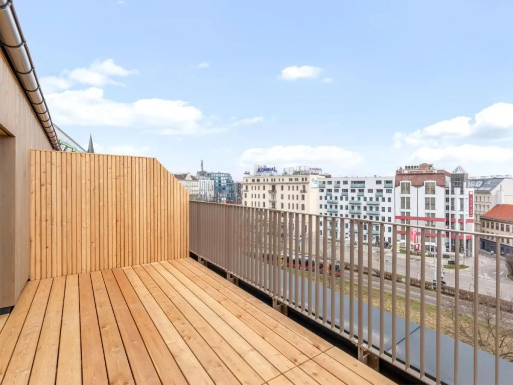 Numa Vienna Wood