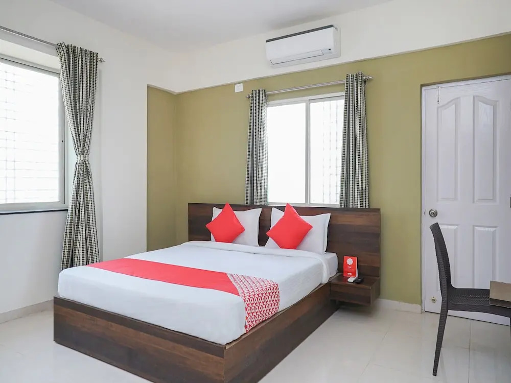 Hotel Twin Tower 2 By OYO Rooms