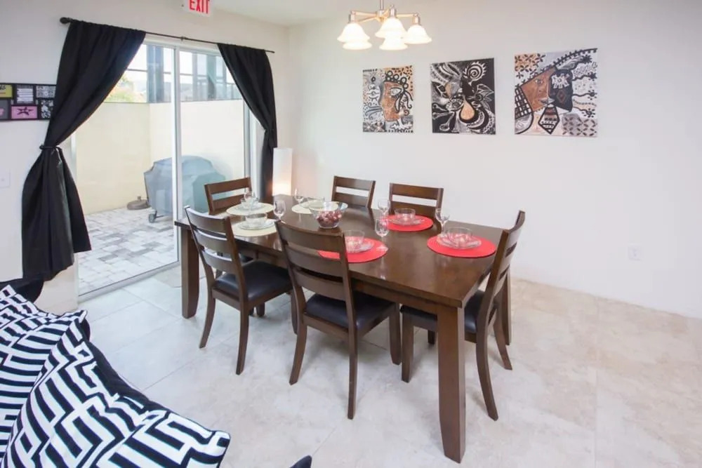 Compass Bay 3131