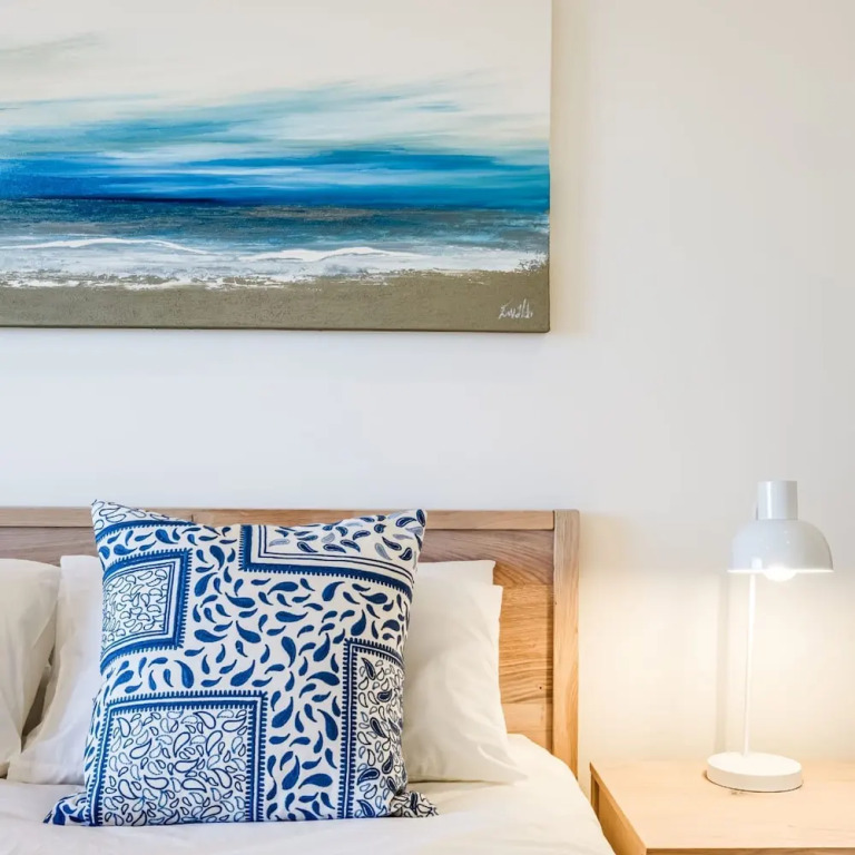 Stunning 3-bedroom Sea Point Retreat Marin