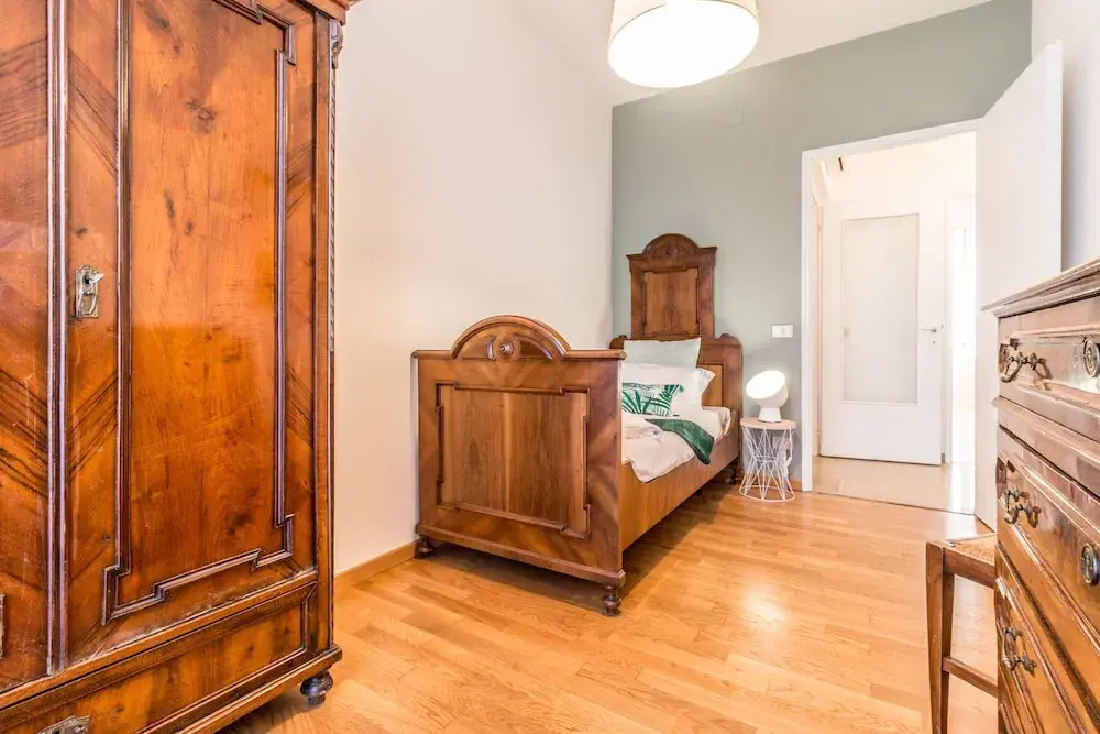 Saint Paul Apartment