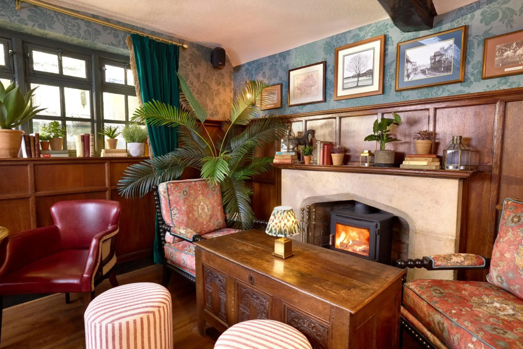 Salisbury Arms Hotel