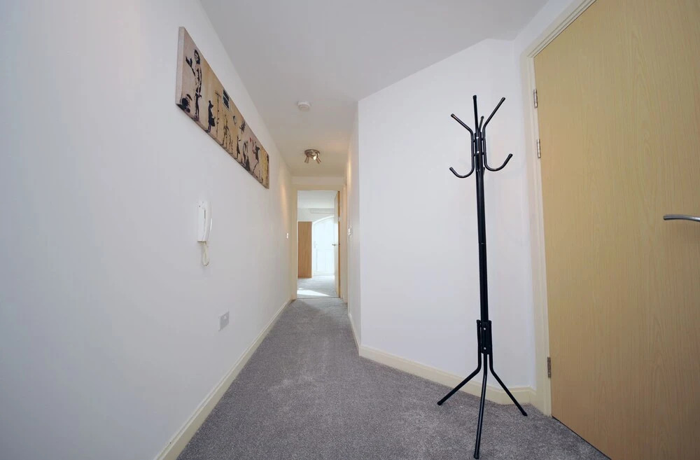 Lloyd George Avenue Apartments Sleeps 3