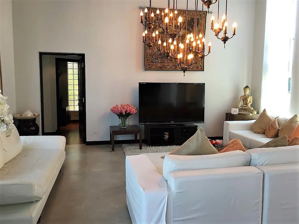 Baan Mandala Villas