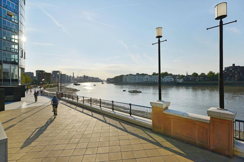 St George Wharf