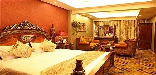 Dujiangyan Wood Ginkgo Hotel