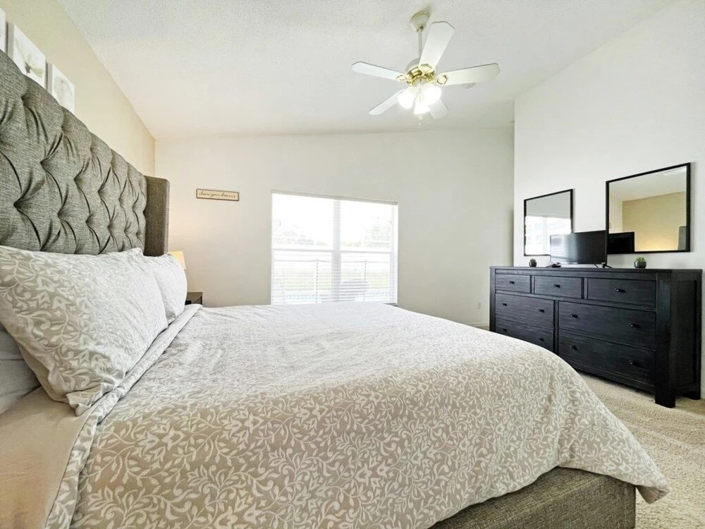 Bloomingdale Villa 4 Bedroom Home by RedAwning
