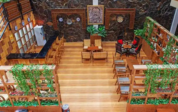 Baratha Hotel & Resto