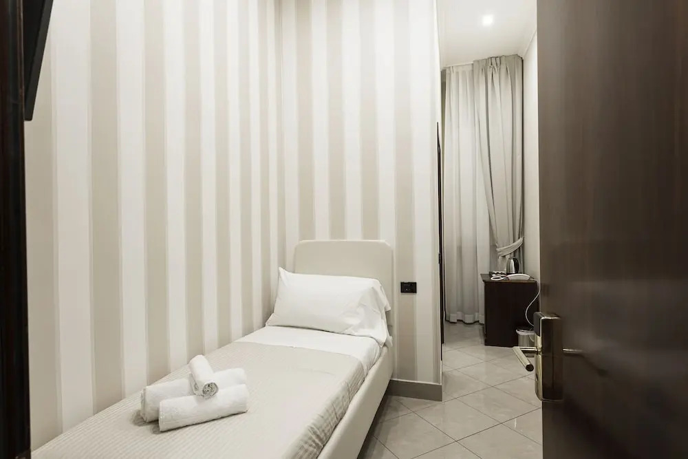 Monti 66 Hotel