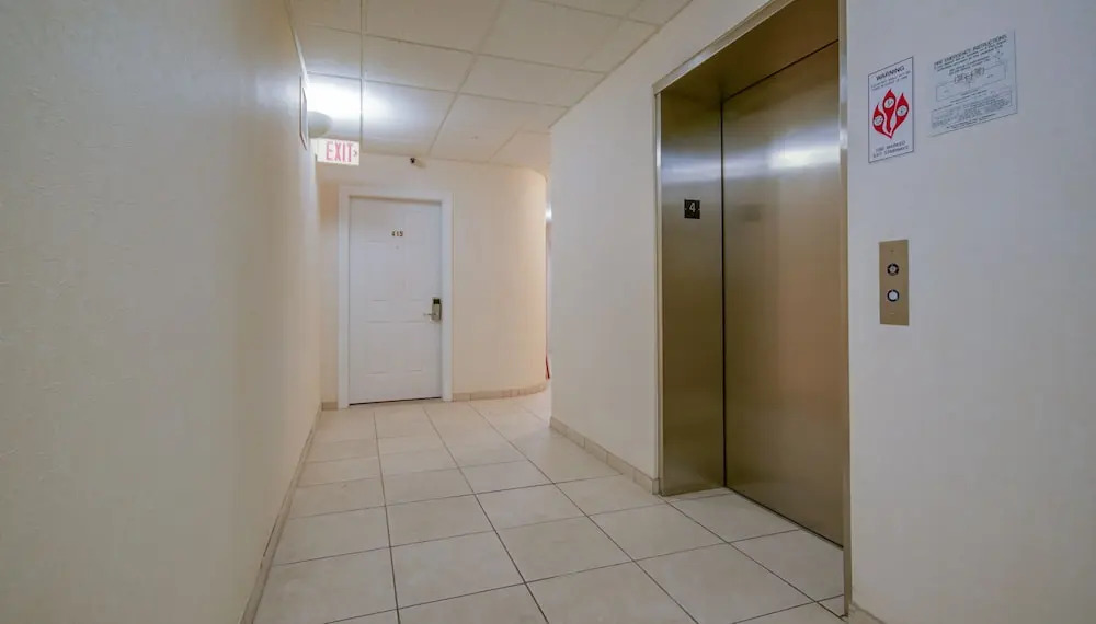 Americana Princess Suites/Condos