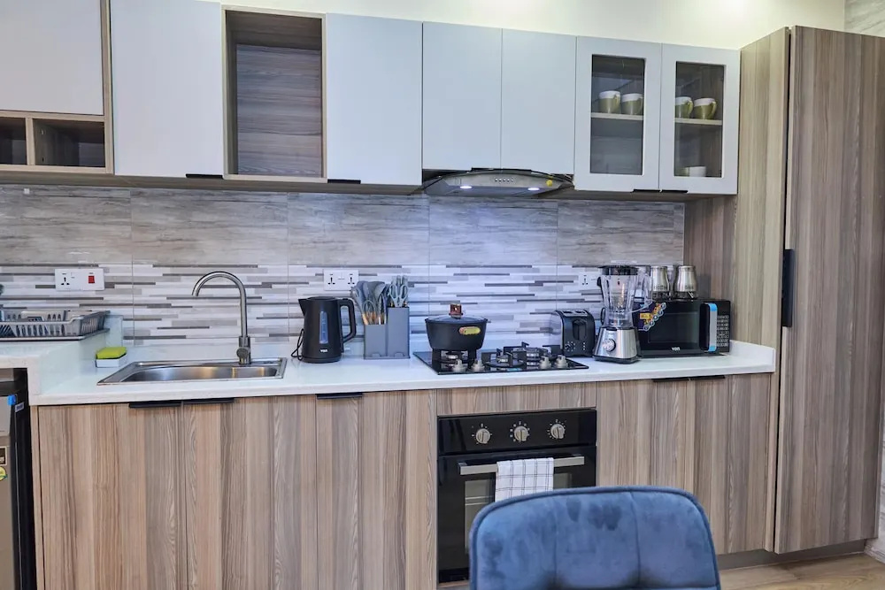 Tulivu By Edmor Suites
