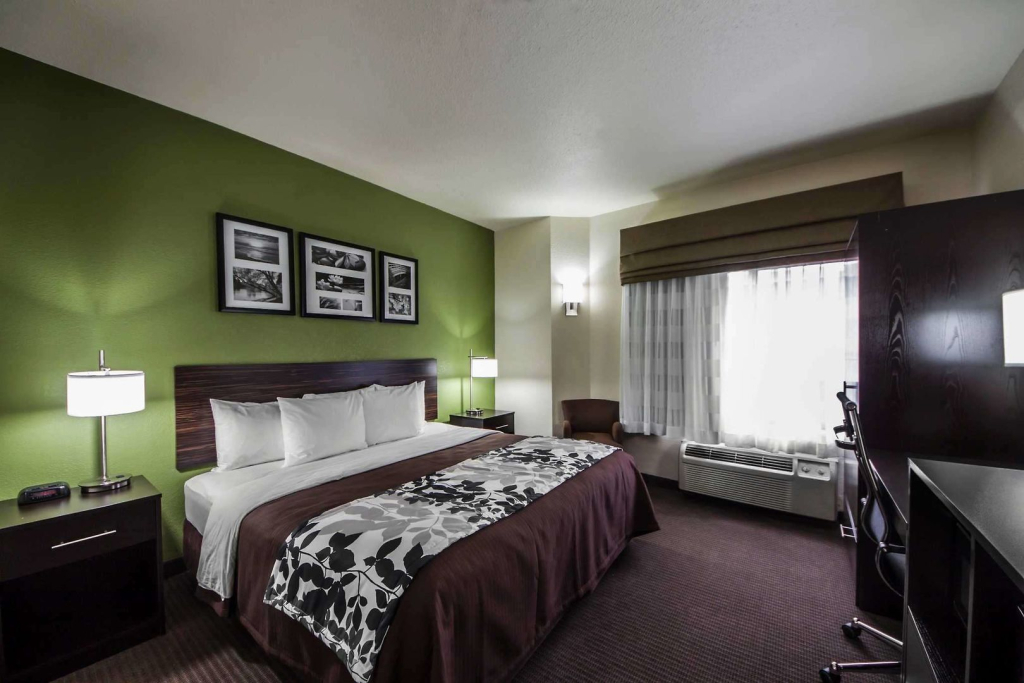 Sleep Inn & Suites Tulsa Central I-44