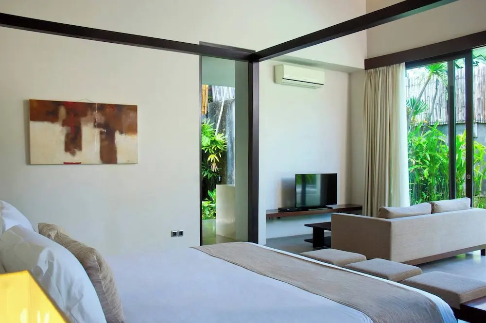Bestseller Modern 2br Villa In Heart Of Seminyak