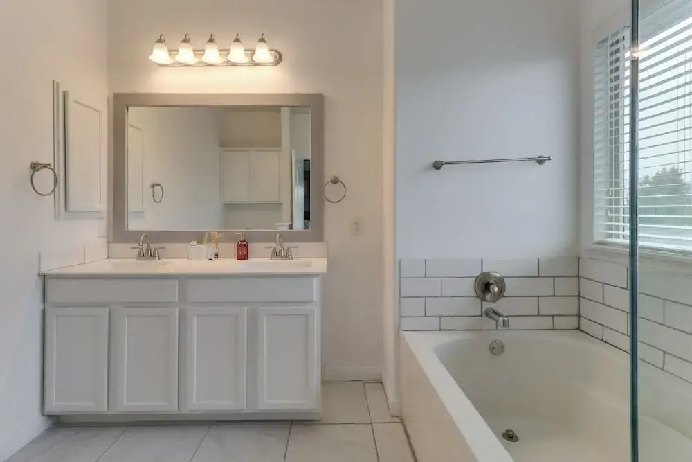 17 Mi to Dtwn Austin! Family Escape w/ Pool Access