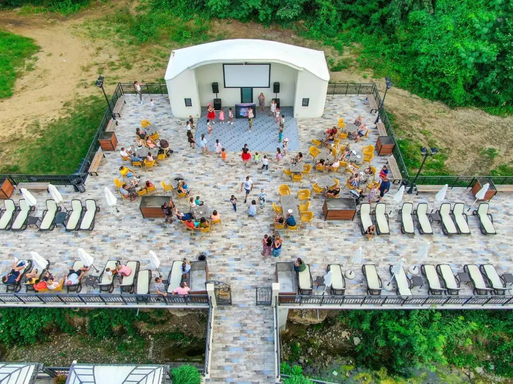 Marina Sands Bijou Boutique is an excellent choice for travelers visiting Obzor