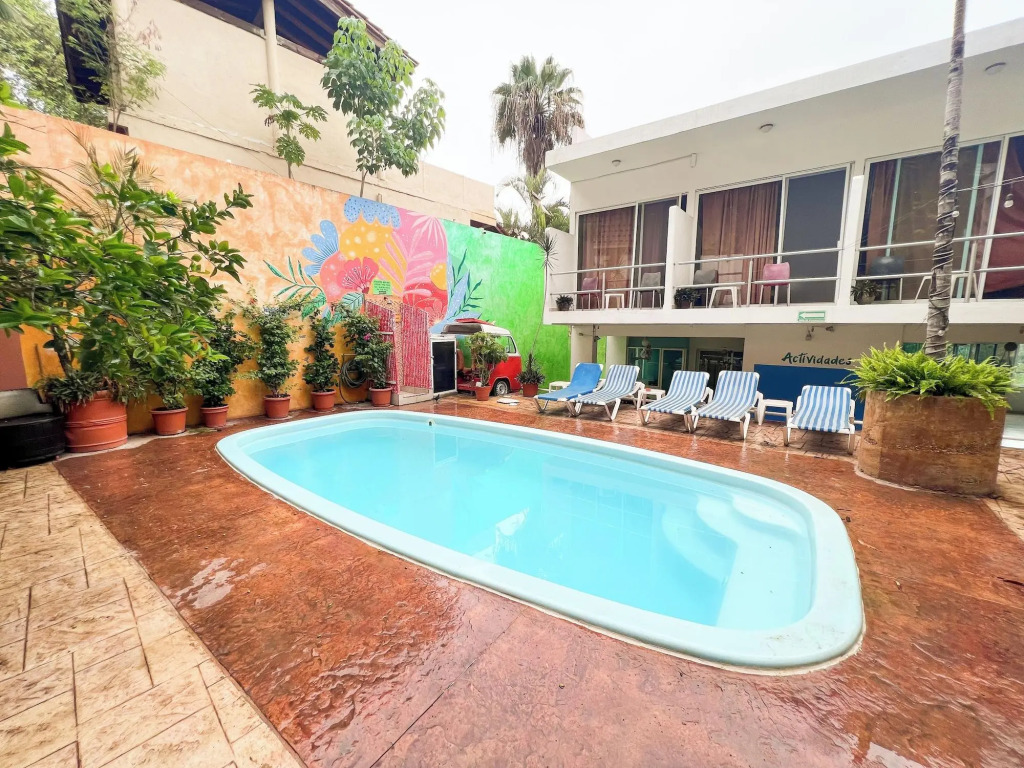ITH Sayulita Amazing Surf Hostel