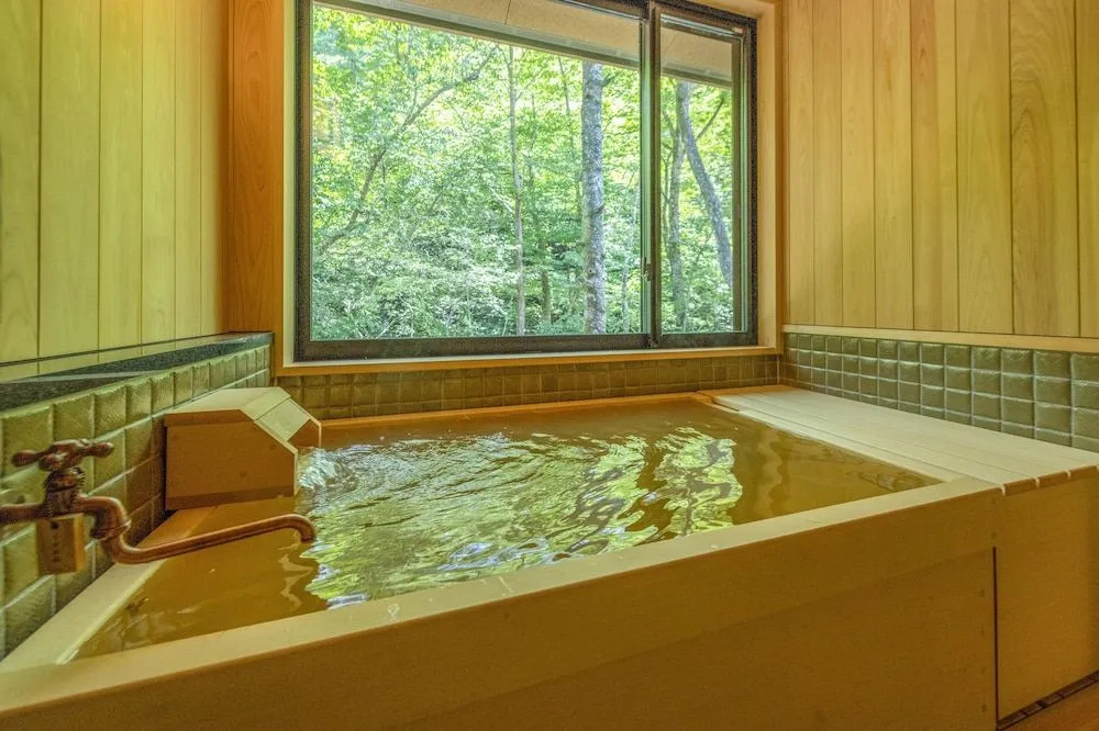 Shionoyu Onsen Rengetsu