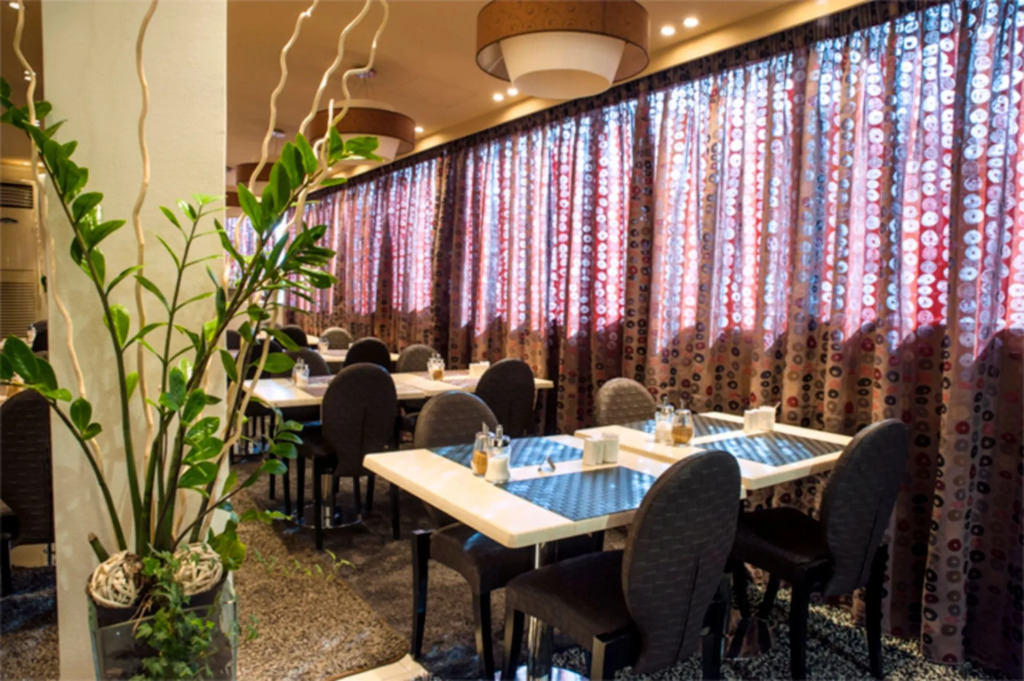 Piraeus City Hotel