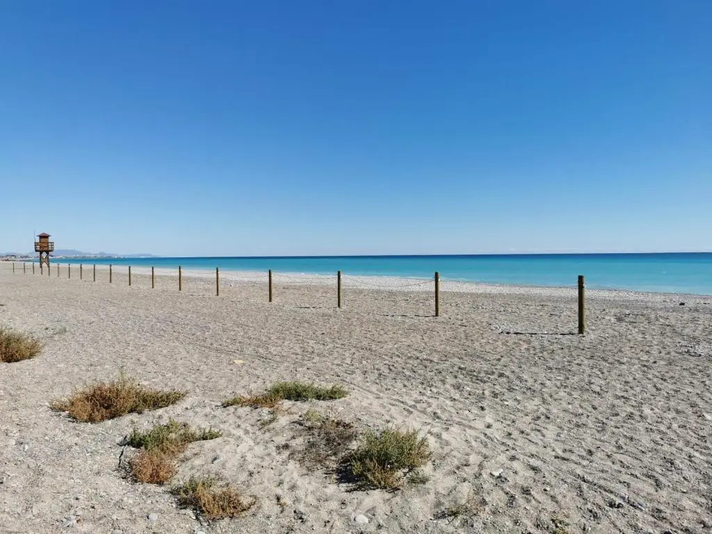 Global Properties, Apartamento en Marjal de Corinto con Piscina